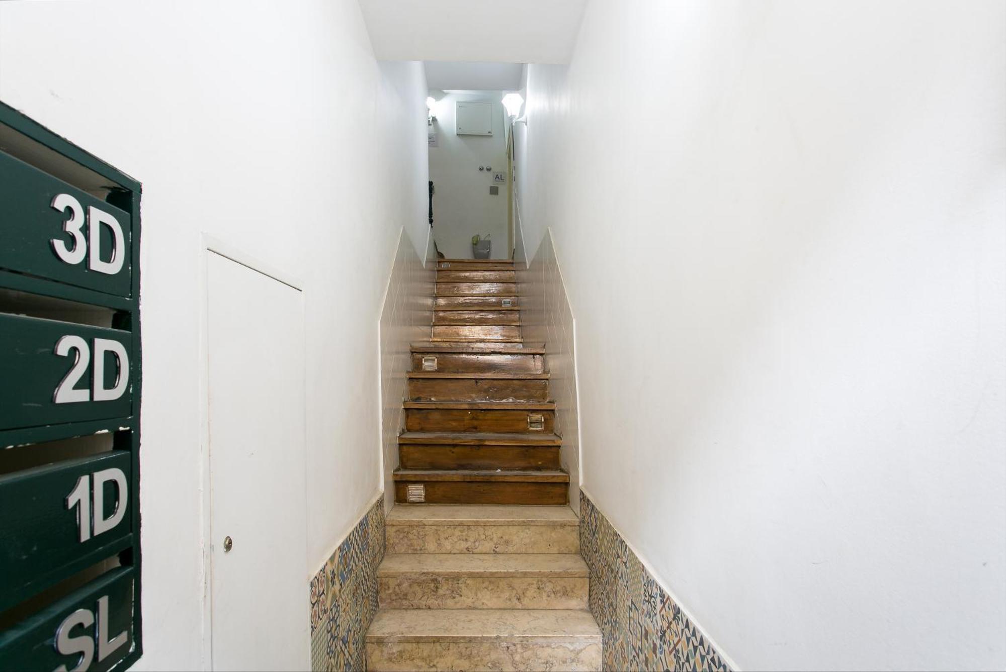 Cozy Apartment In Amazing Location! Lisbona Esterno foto
