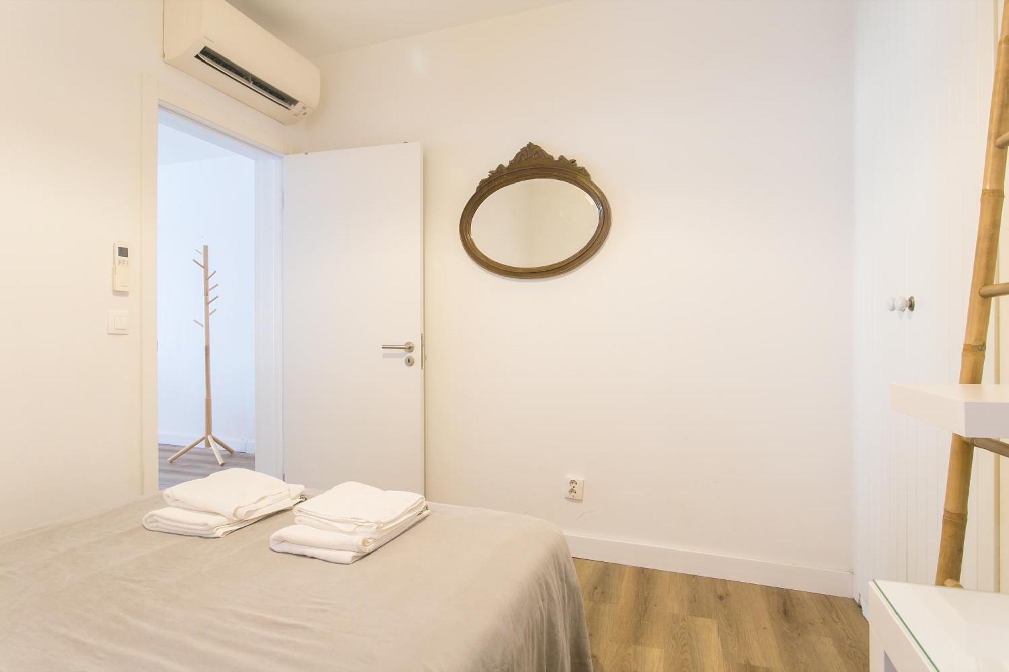 Cozy Apartment In Amazing Location! Lisbona Esterno foto