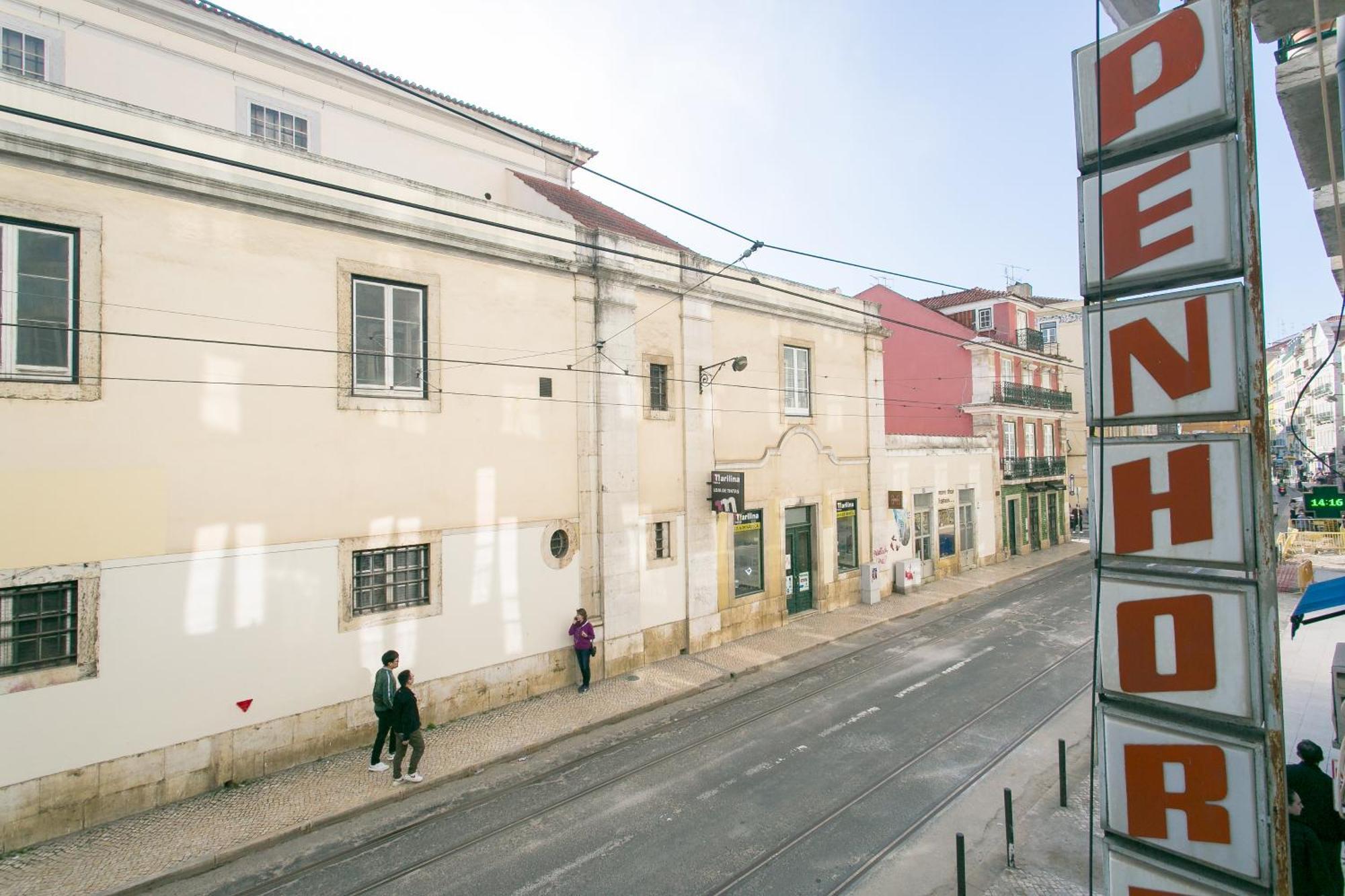 Cozy Apartment In Amazing Location! Lisbona Esterno foto