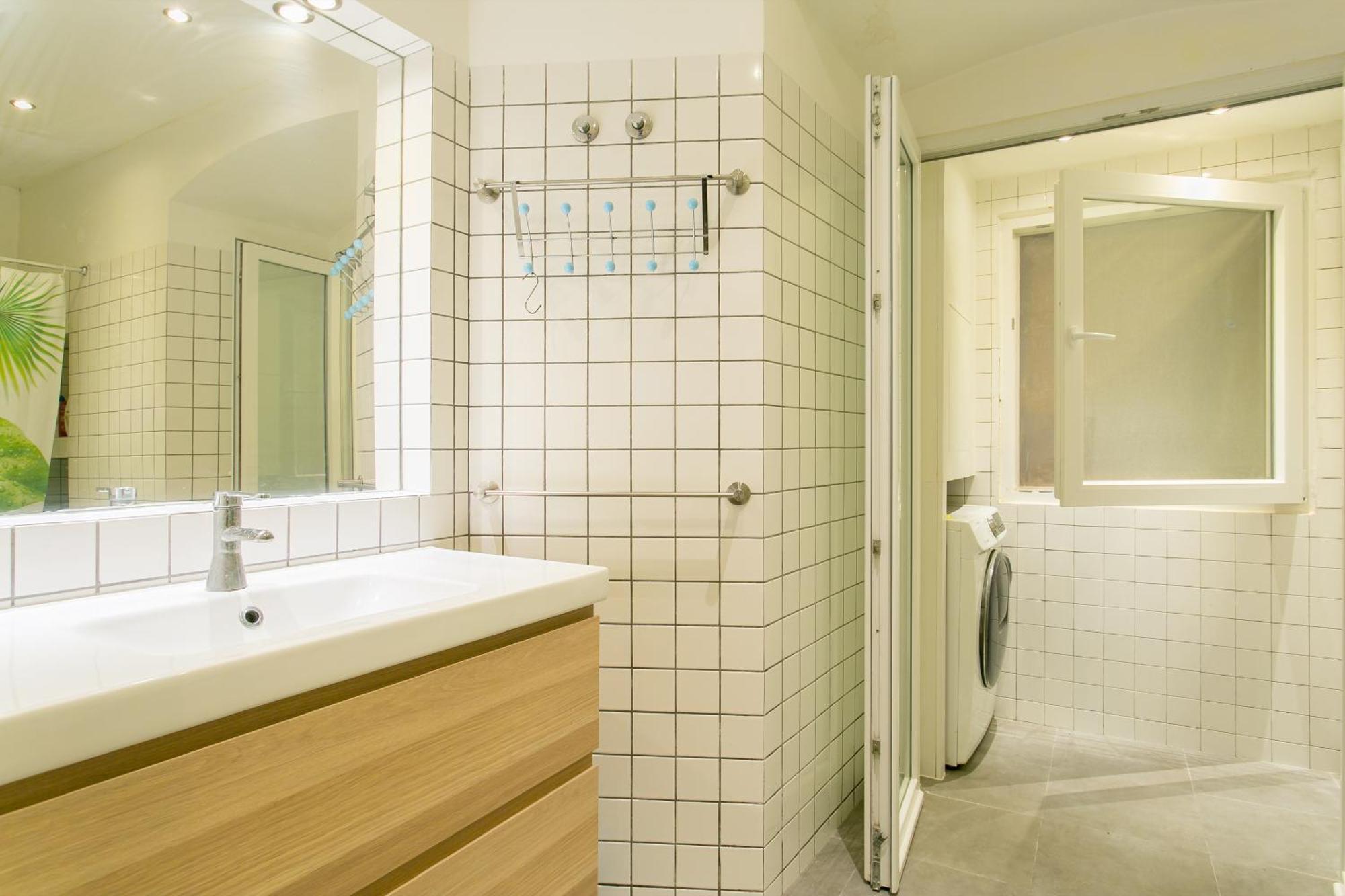 Cozy Apartment In Amazing Location! Lisbona Esterno foto
